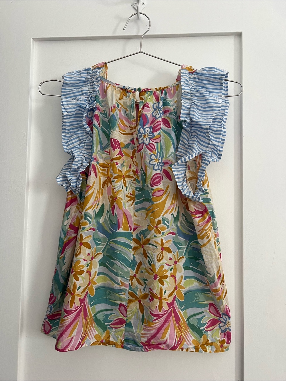 Floral Multicolor Ruffle Neck Top - Picture 3 of 3